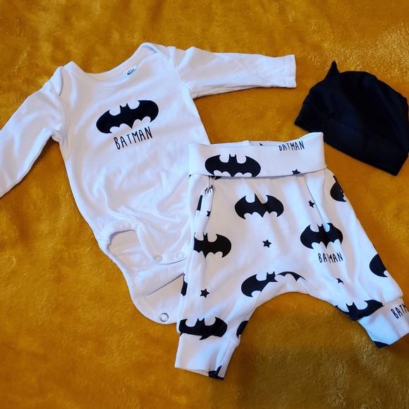 Set of 4 H&M Baby Boy Clothes - Picture 3 of 5